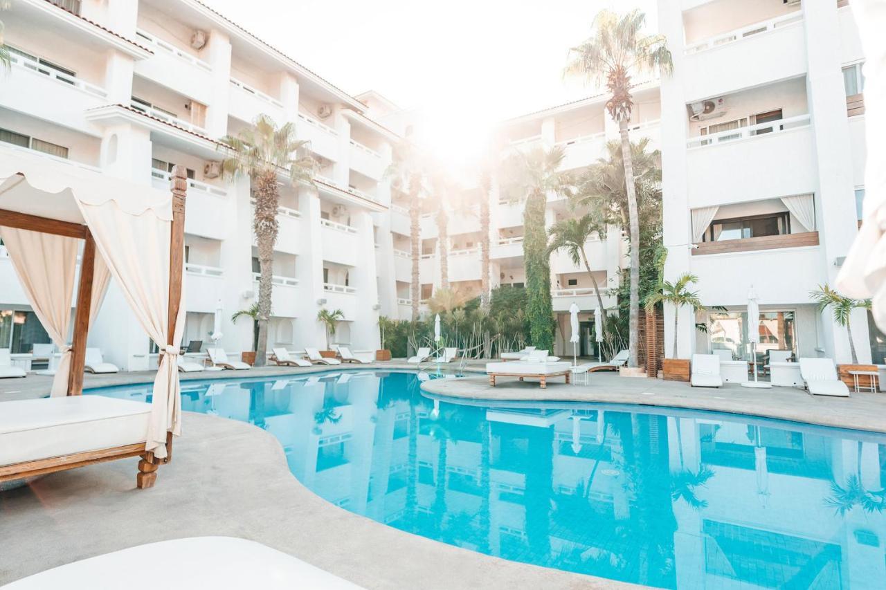 Bahia Hotel&Beach House Cabo San Lucas Bagian luar foto